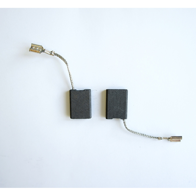 Въглено-графитна четка с канал и извод с накрайник каб.обувка 6,3x16x22mm