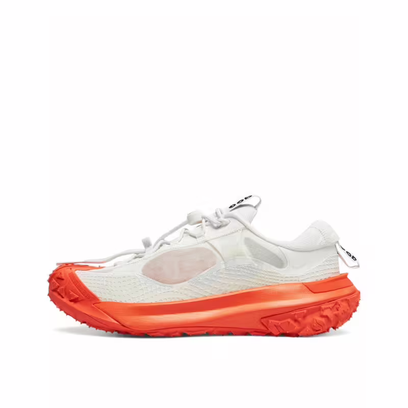 NIKE Acg Mountain Fly 2 Low Shoes White