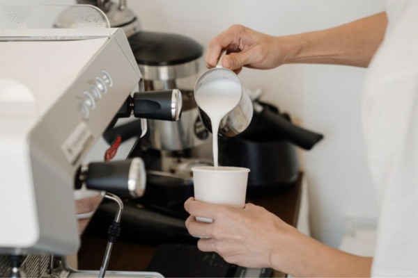 Aus der Kaffeemaschine kommt kein Wasser? Gründe
