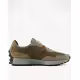 NEW BALANCE 327 Shoes Brown
