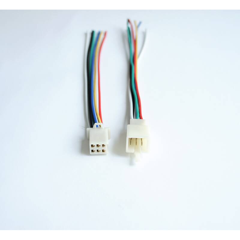Автомобилен кабел за касетофон с накрайници 6pin(м)/6pin(ж) 0,2m 12V