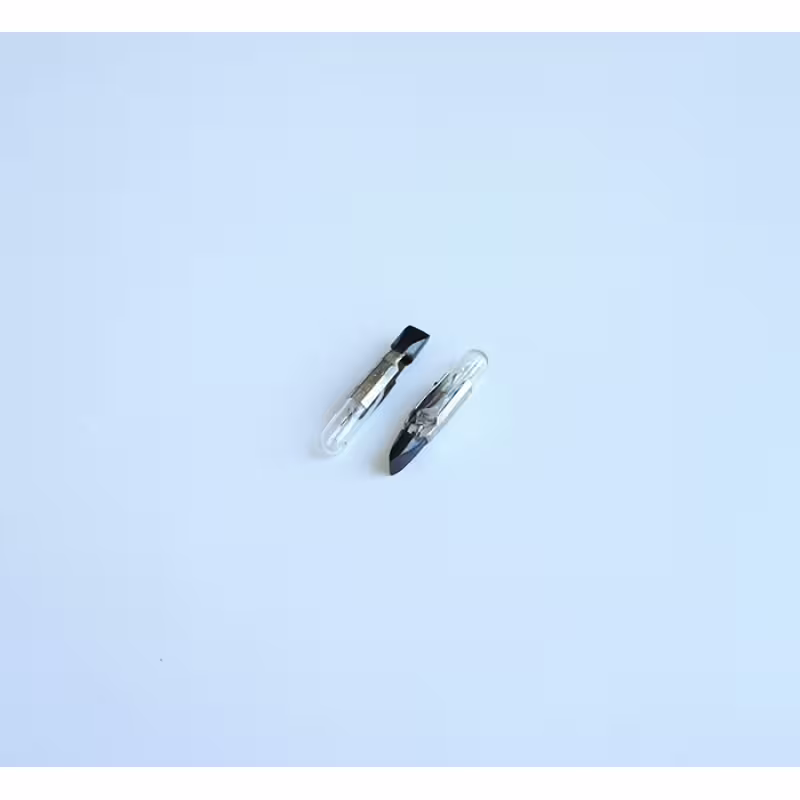 Лампа обикновена малка без резба 24V 0,05A