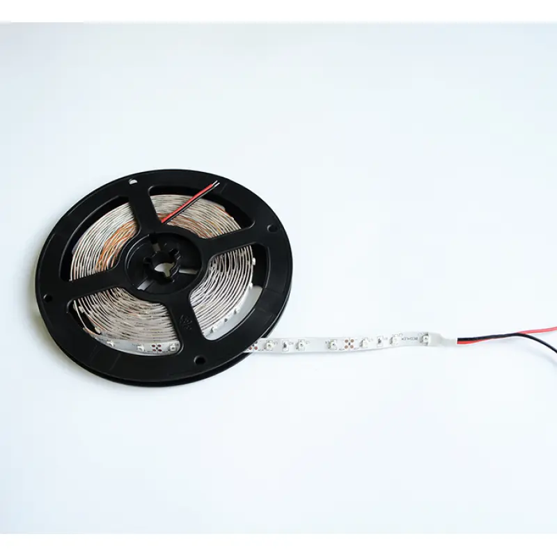 Светодиодна лента с 60 диода IP20 самозалепваща червена 12V 4,8W