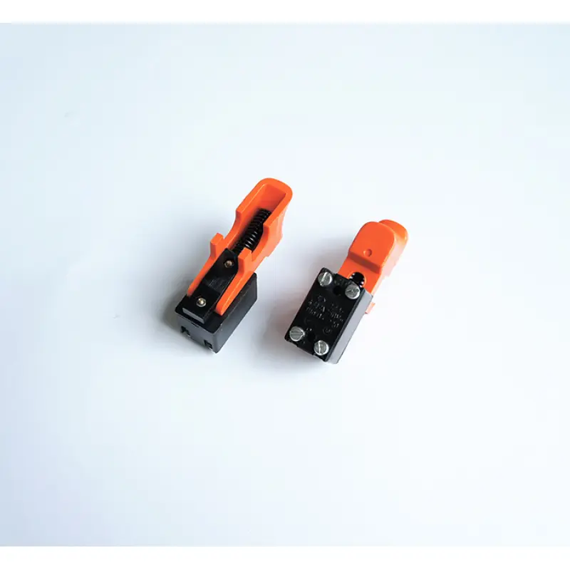 Ключ за дрелка ЕЛПРОМ незадържащ  250V 4A 31x19mm