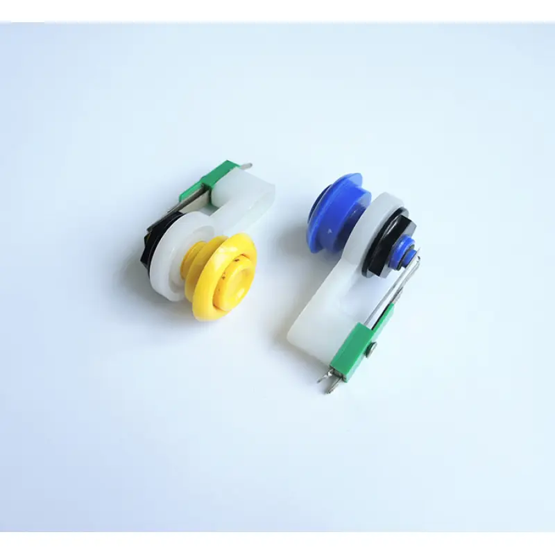 Бутон за игрална машина цветен незадържащ НО Ф16mm