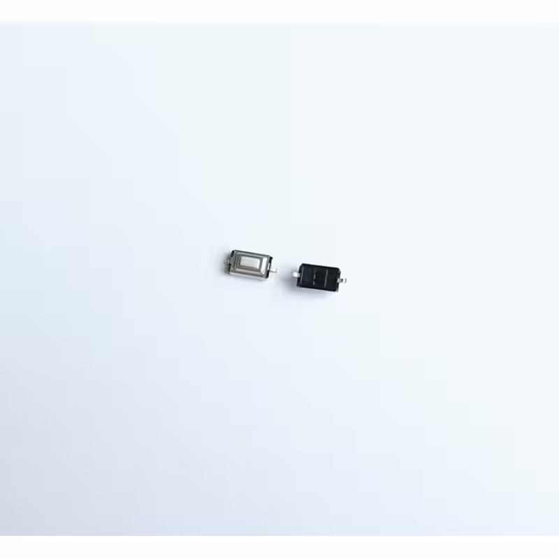 Малък, микро бутон 2pin 4,5x2x3mm незадържащ НО бял 12V 0,05A H=1mm