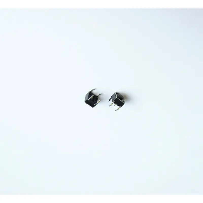 Малък бутон 4pin 6x6x5mm незадържащ НО черен 12V 0,05A H=2mm