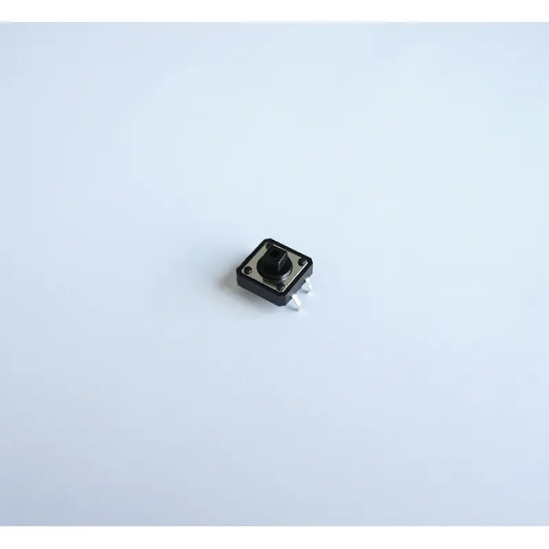 Малък бутон 4pin 12x12x7,3mm незадържащ НО черен 12V 0,05A H=4mm