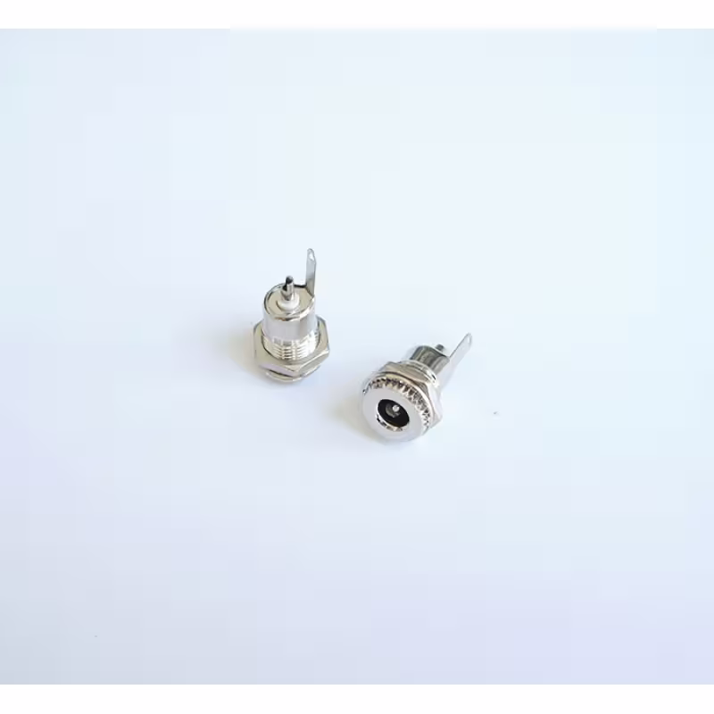 Букса захранваща за панелен монтаж метална 5,5x2,1mm(м)