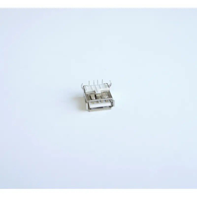 Букса за платков монтаж, права, метална, USB-A(ж)