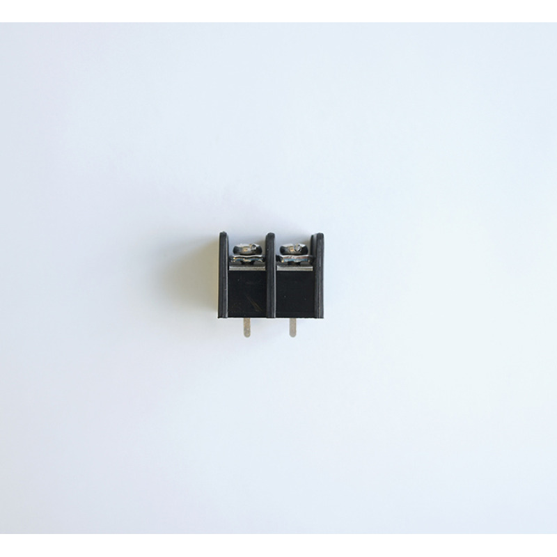 Лустер клема за платка 20A 220V черна 2pin 4mm2
