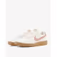 NIKE Field General 82 Sp Shoes White/Pink