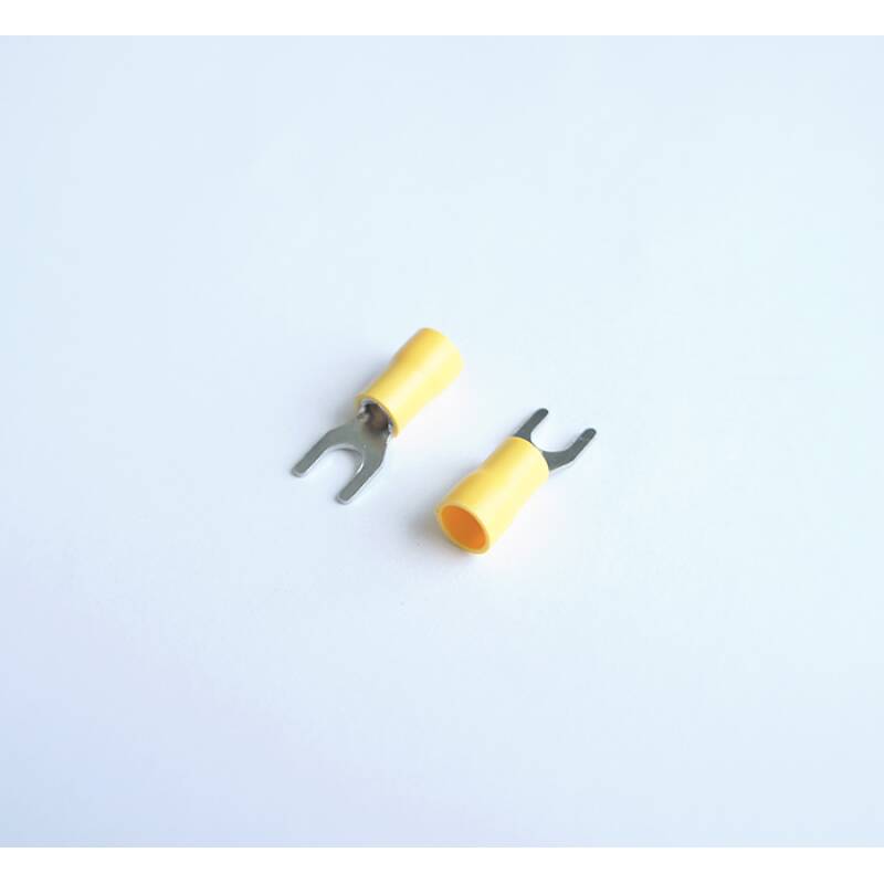 Кабелно ухо тип вилка с изолация жълто 5mm/4mm2