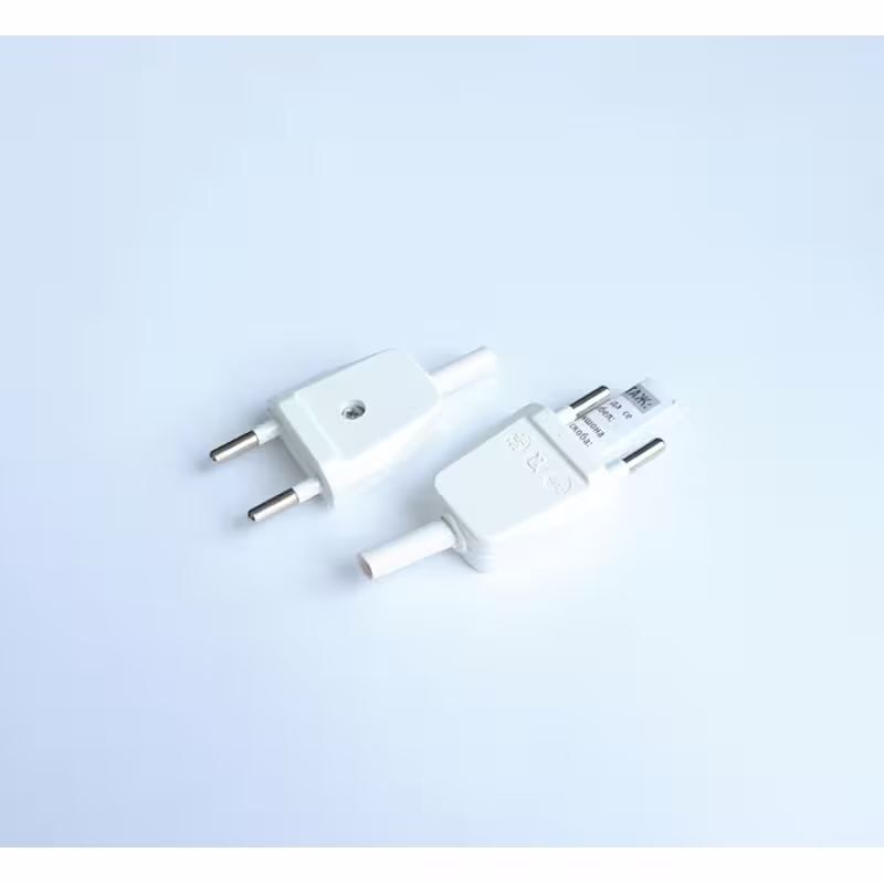 Щепсел за контакт плосък PVC 220V 2,5A