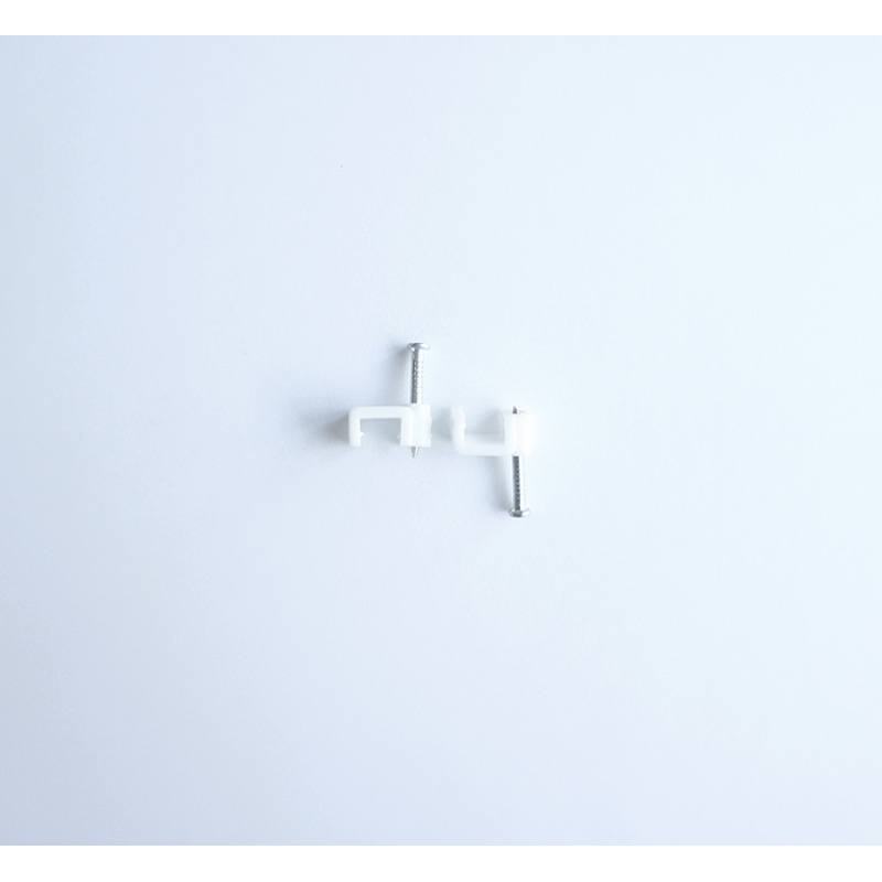 Скоба за плосък кабел 4,1x6mm с пирон