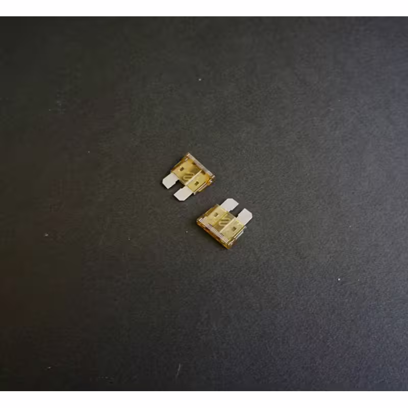 Автомобилен предпазител среден кафяв 14x19mm 7,5A