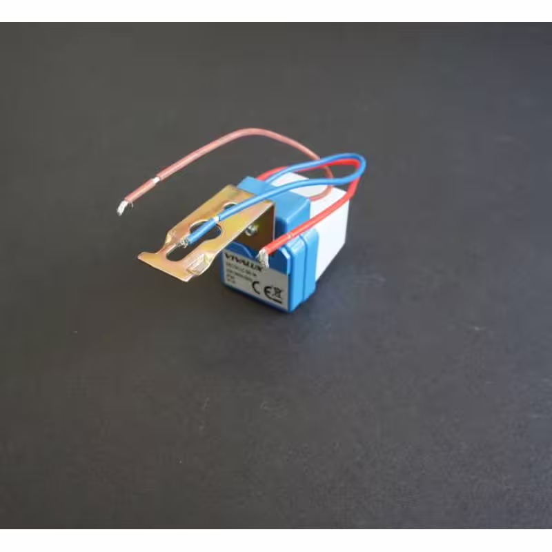 Електронно фотореле SR-W 220V 6A IP44