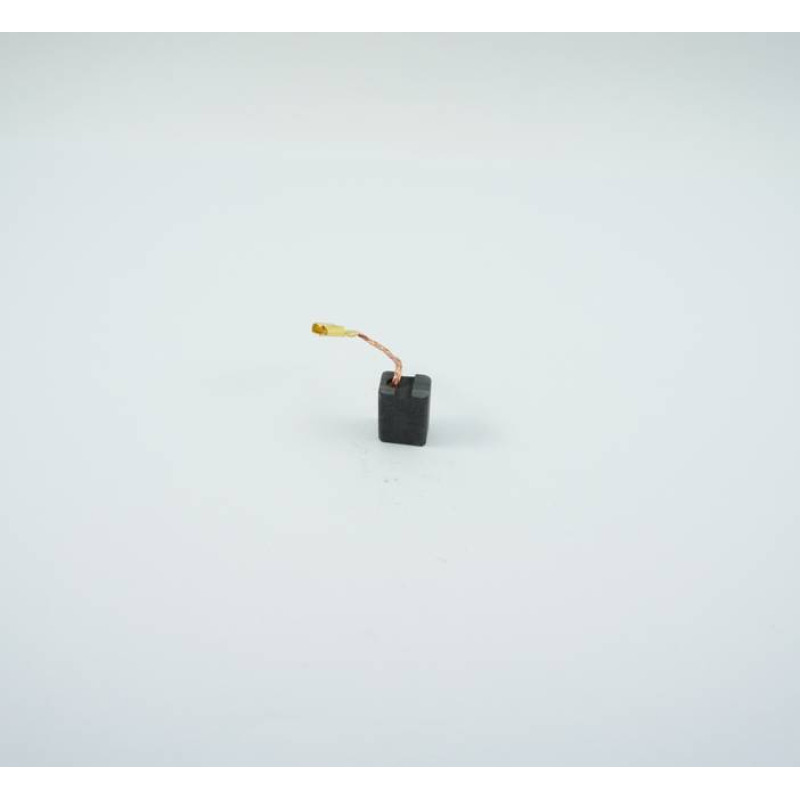 Въглено-графитна четка с канал и извод с накрайник каб.обувка 6x9x12,5mm