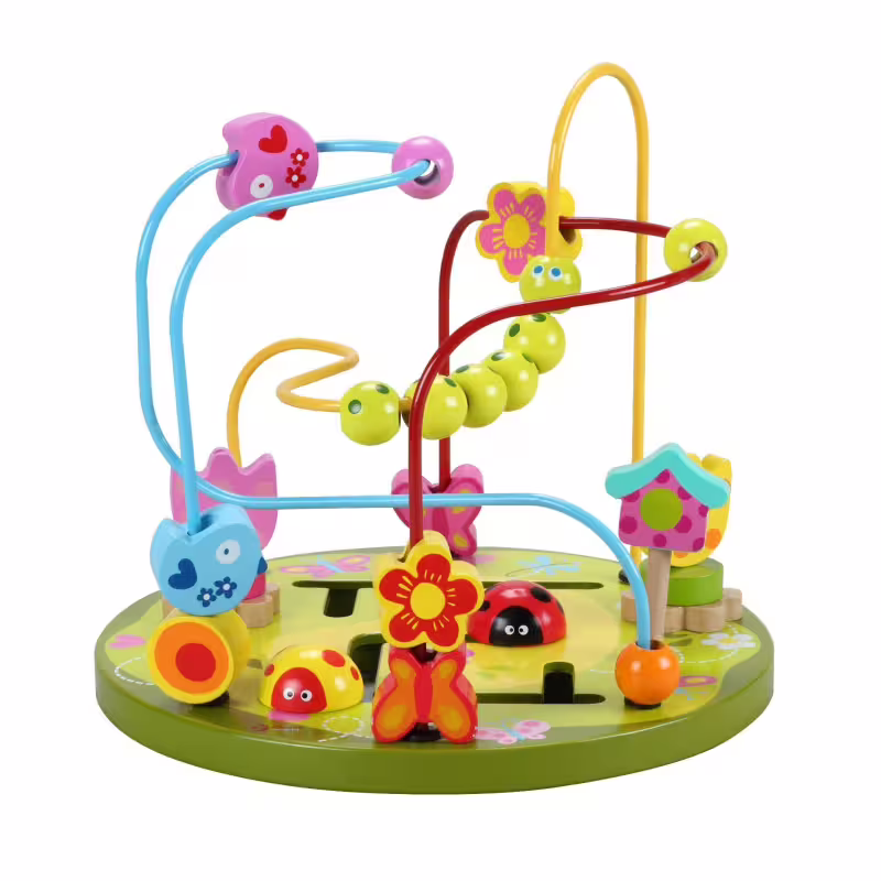 Костер с различни фигурки