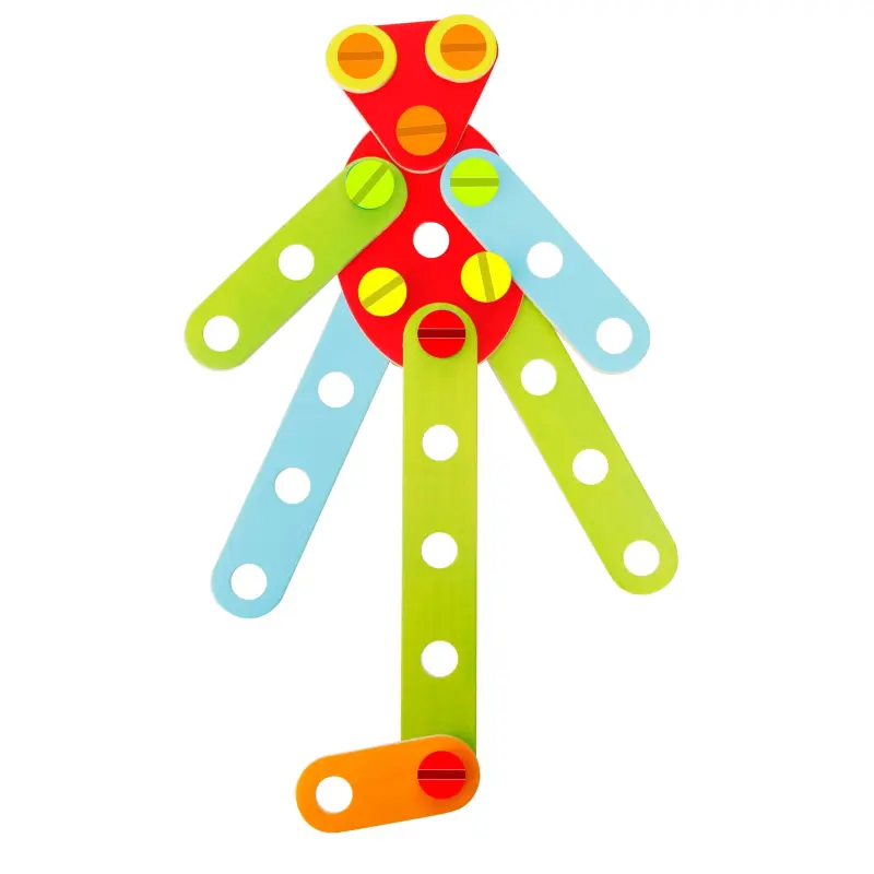 Дървен конструктор с гайки и болтчета